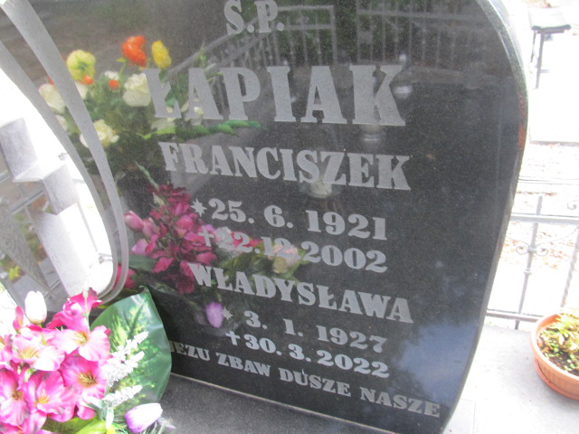 Franciszek Łapiak 1921 Prudnik - Grobonet - Wyszukiwarka osób pochowanych