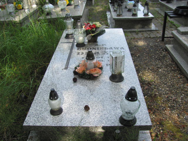 Grób Bronisława Drążek