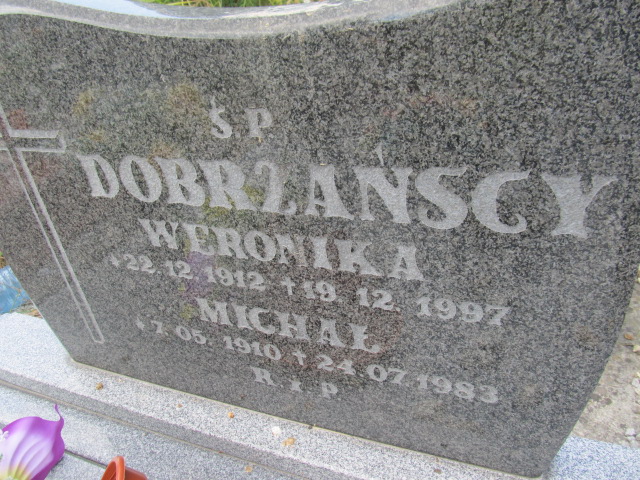 Weronika Dobrzańska 1912 Prudnik - Grobonet - Wyszukiwarka osób pochowanych