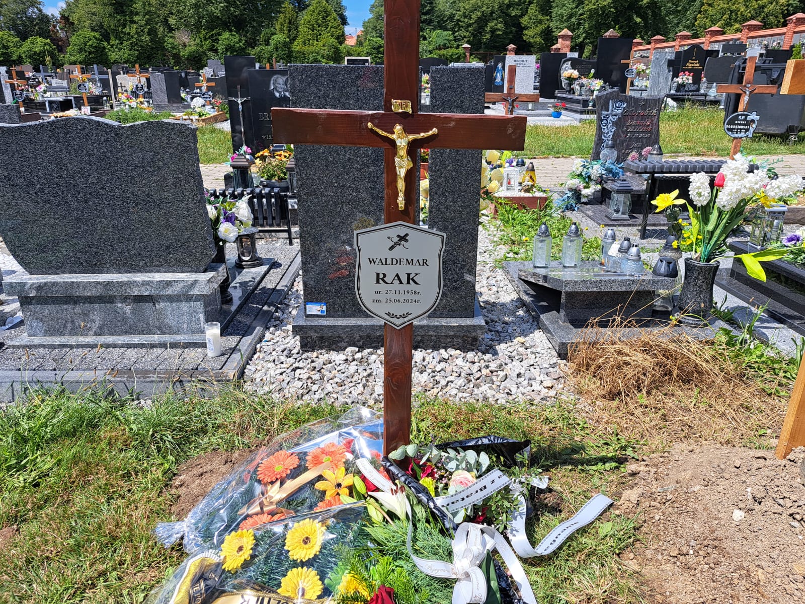Waldemar Rak 1958 Prudnik - Grobonet - Wyszukiwarka osób pochowanych