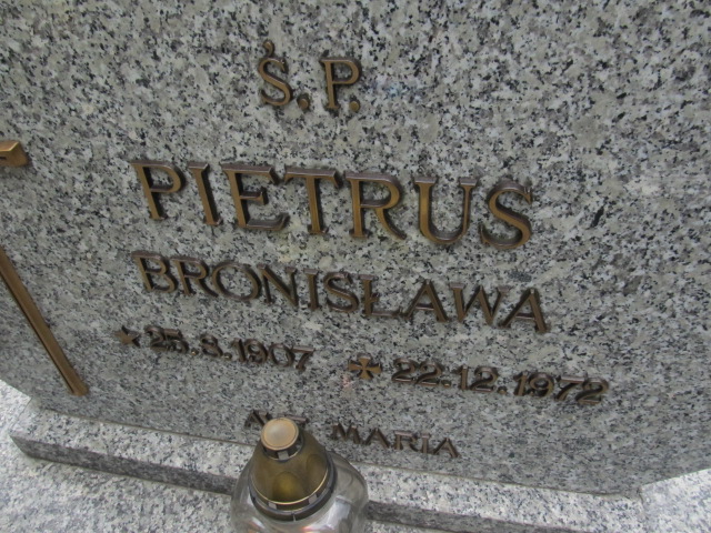 Bronisława Pietrus 1907 Prudnik - Grobonet - Wyszukiwarka osób pochowanych