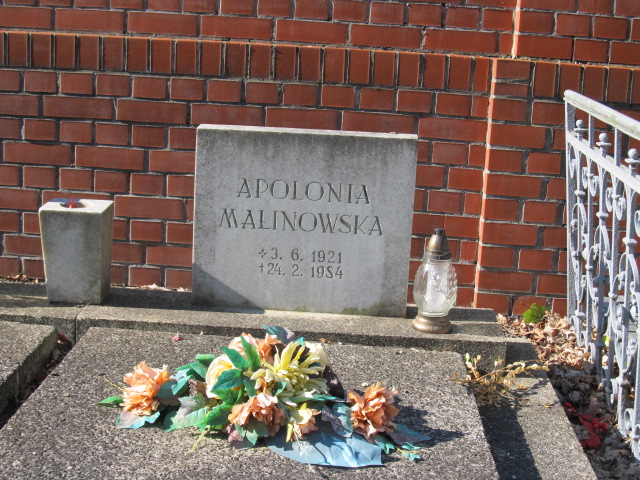 Julia Lewandowska 1889 Prudnik - Grobonet - Wyszukiwarka osób pochowanych