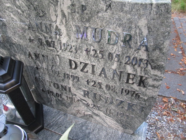 Anna Mudra 1923 Prudnik - Grobonet - Wyszukiwarka osób pochowanych